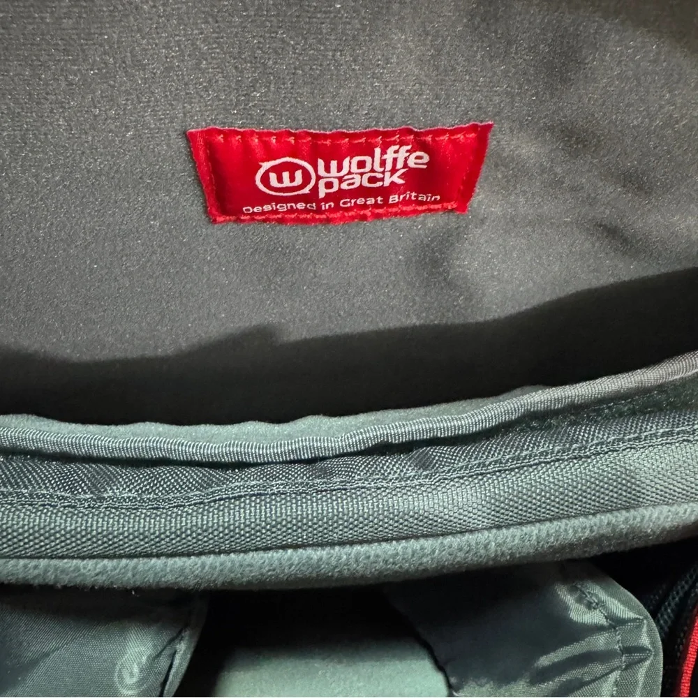 Wolffepack Camera Backpack Bag Capture Orbital 'SWINGS TO FRONT'